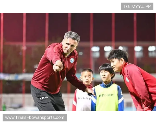 足球巨星逆境重生从伤病残疾到重返绿茵的励志传奇